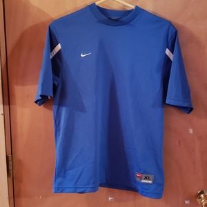 Nike Boys top